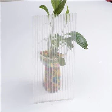 Nagy fényáteresztő twin-wall PC tetőfedés