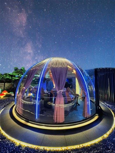 Geodézikus kupolaház szabadtéri sátor